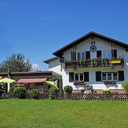 Ferien Bei Conny Apartment Nueziders Bagian luar foto
