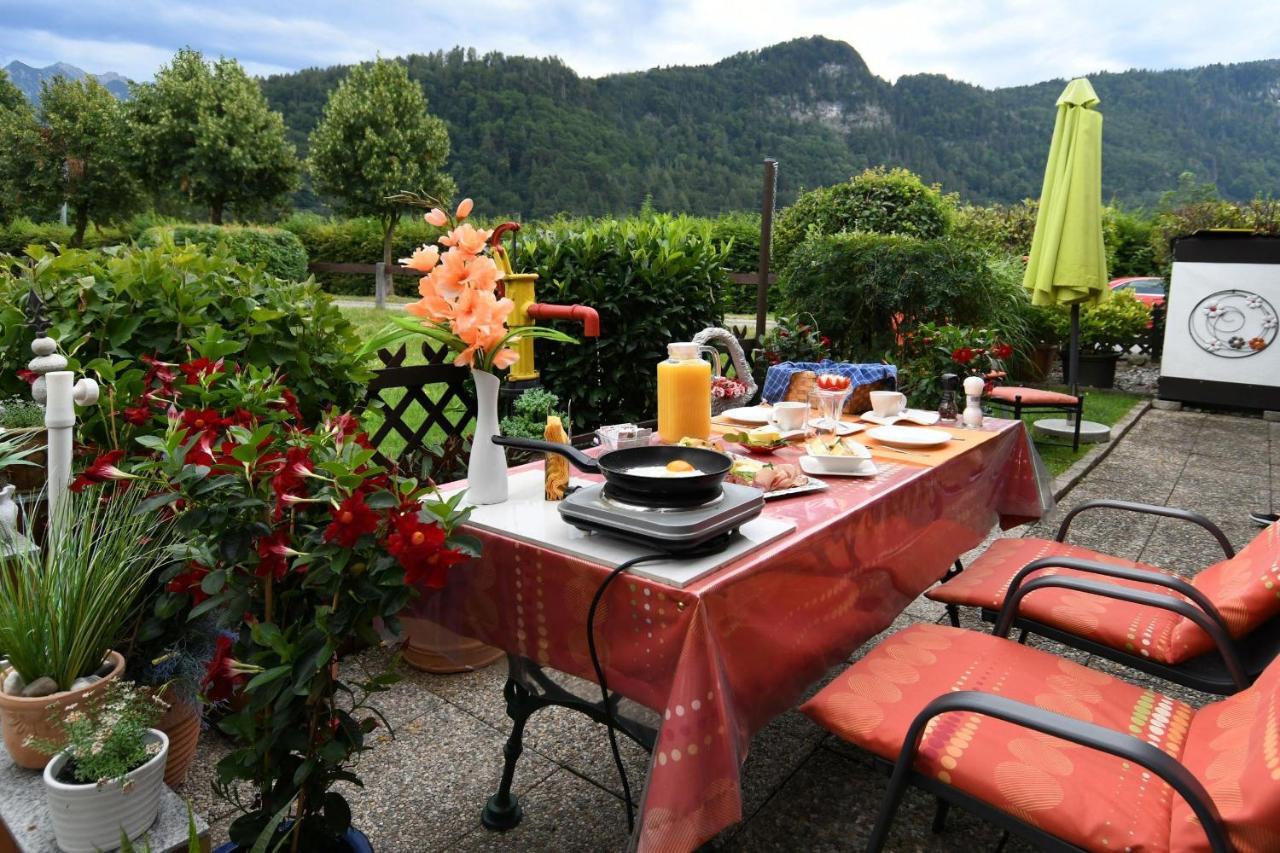 Ferien Bei Conny Apartment Nueziders Bagian luar foto