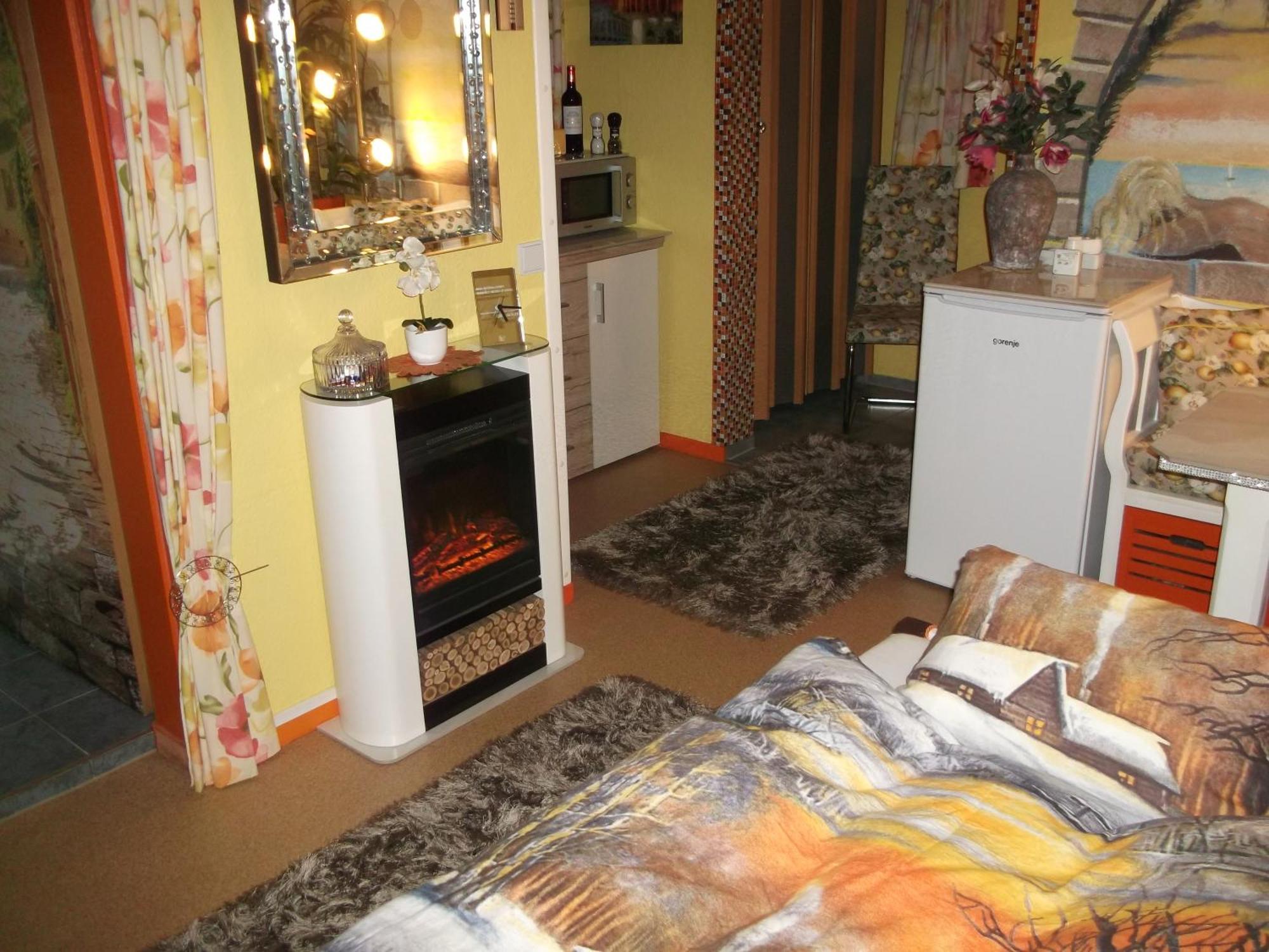 Ferien Bei Conny Apartment Nueziders Bagian luar foto