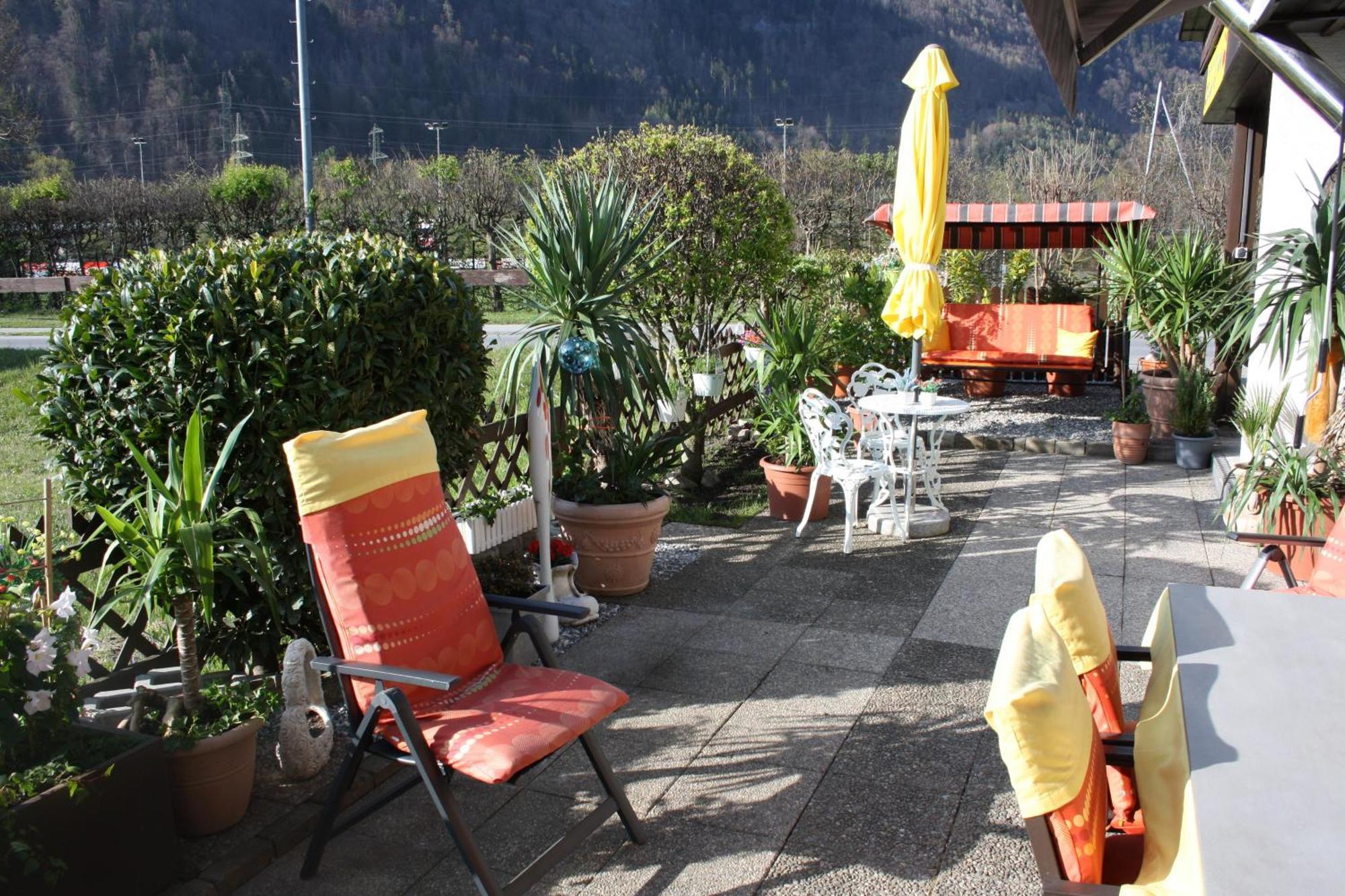 Ferien Bei Conny Apartment Nueziders Bagian luar foto