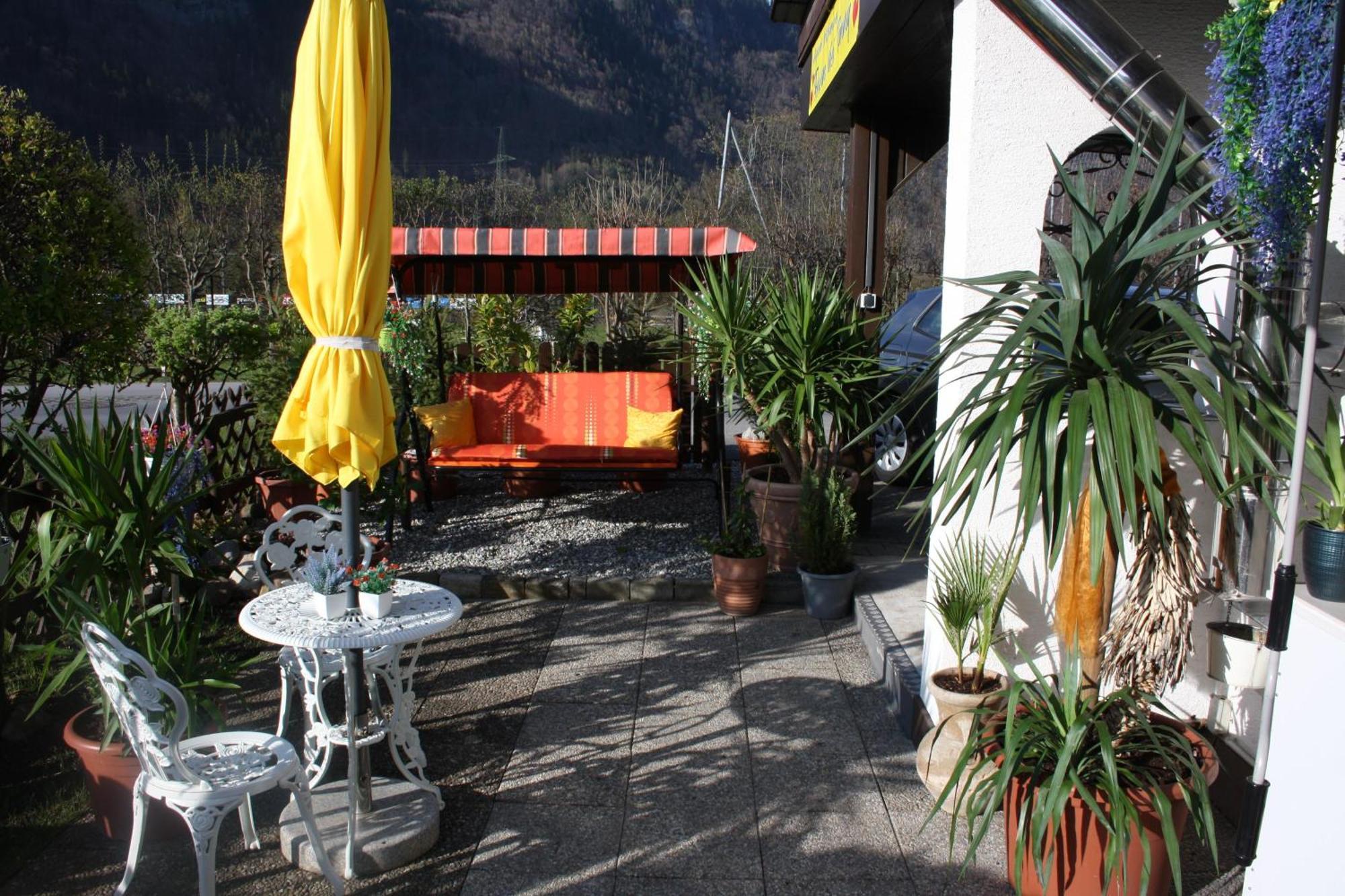 Ferien Bei Conny Apartment Nueziders Bagian luar foto
